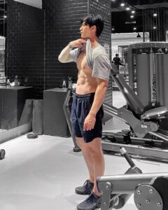 huyhoangphan99_123029383_833723547364683_3994492018703964297_n