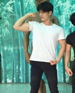 huyhoangphan99_78937465_2823522911063683_4508780269026343780_n