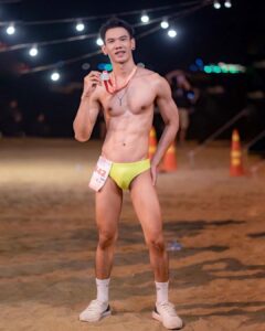 อั้ม ชนินท์ 03