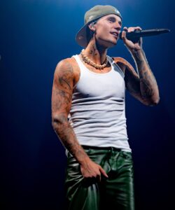 justinbieber_1654359662_2853298115886873384_6860189